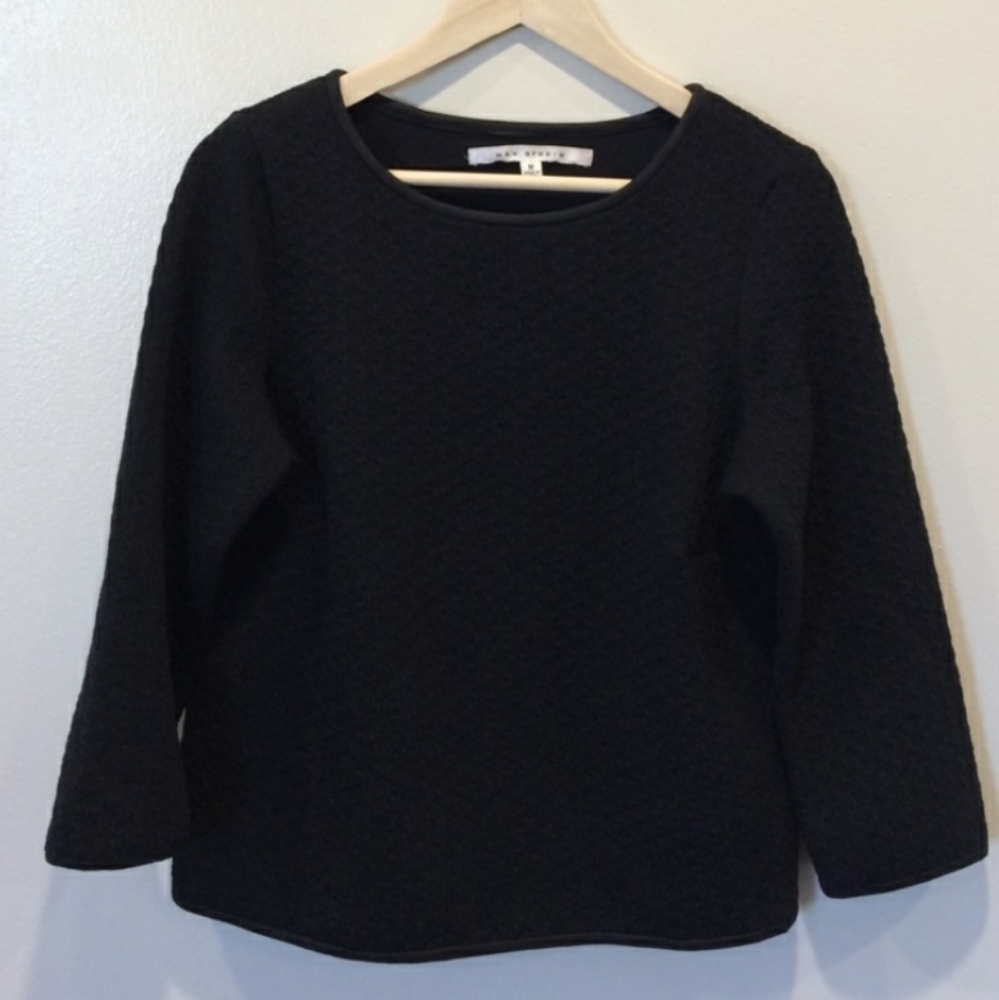 Max Studio black textures crop sleeve sweater.